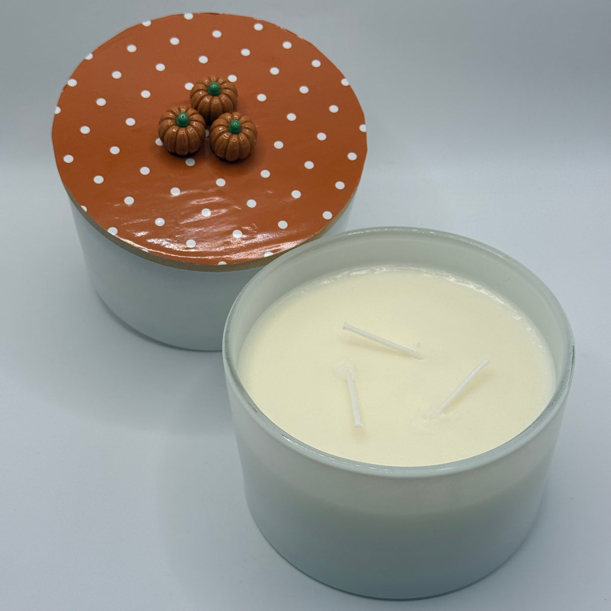 3 wick - 24 oz Holiday candles