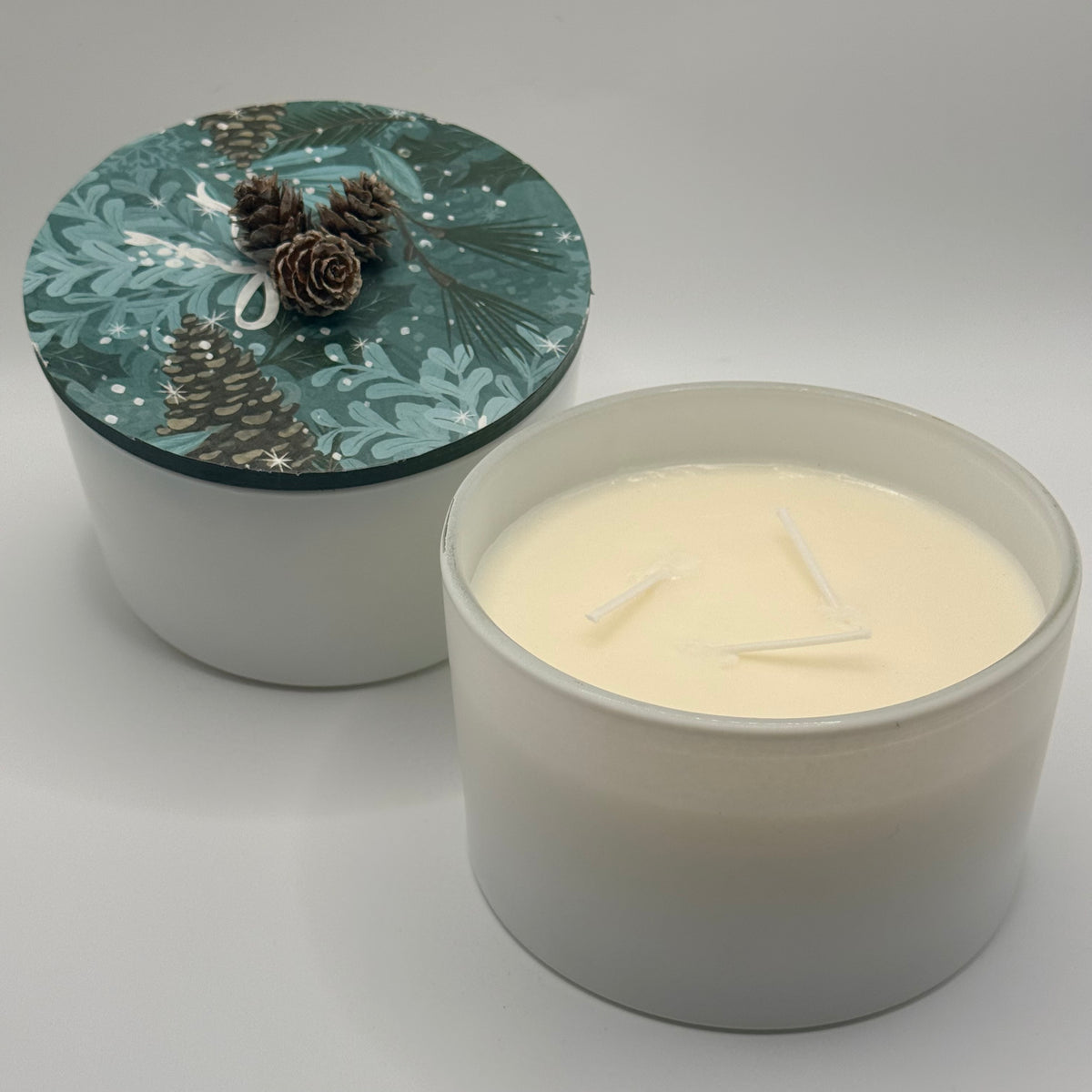 3 wick - 24 oz Holiday candles