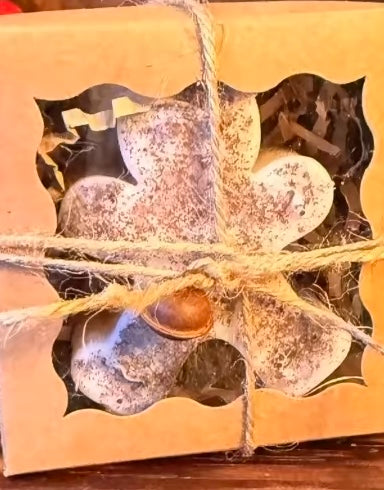 Holiday ornament wax tarts