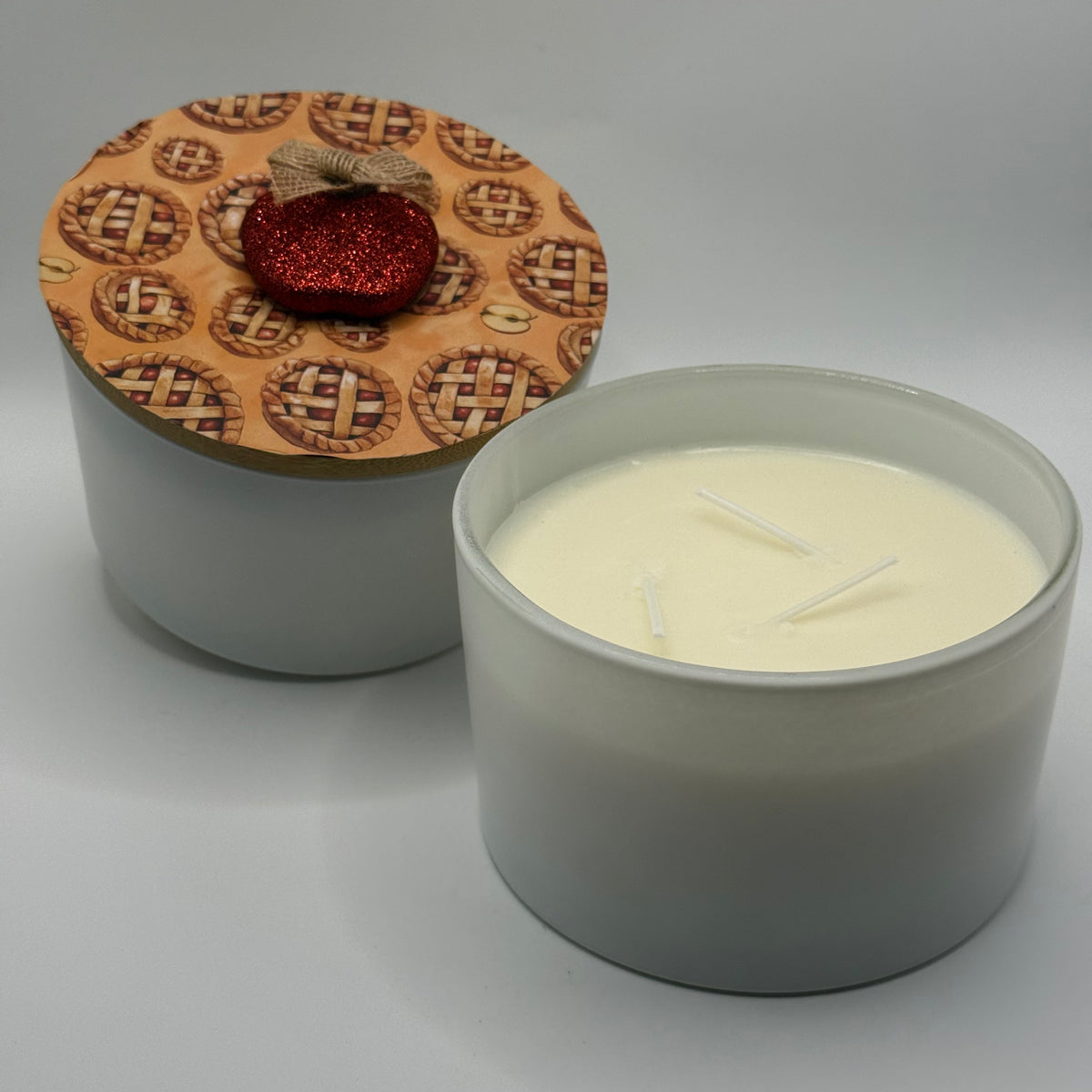 3 wick - 24 oz Holiday candles